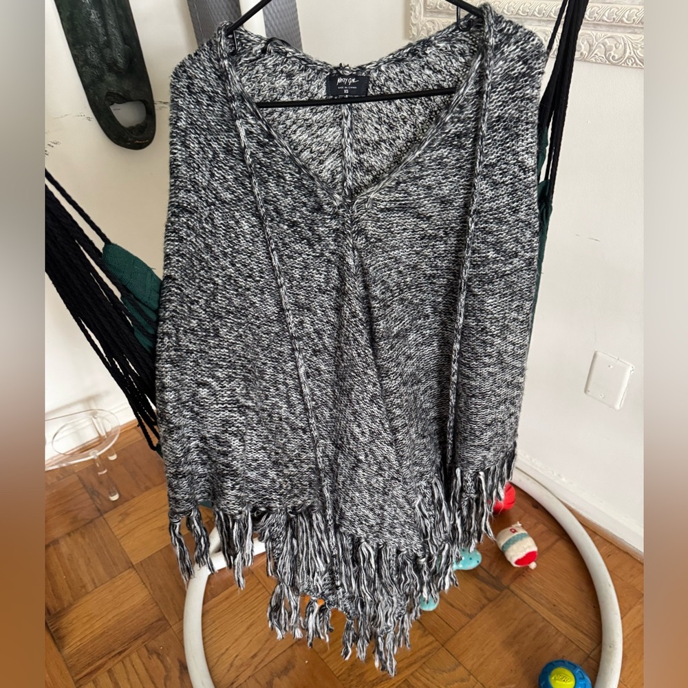 Gray Knit Poncho with Fringe, XS